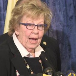 Sen Loretta Weinberg