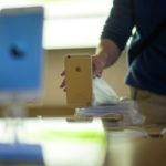 Apple apologizes for slowing iPhones, offers discounted batteries